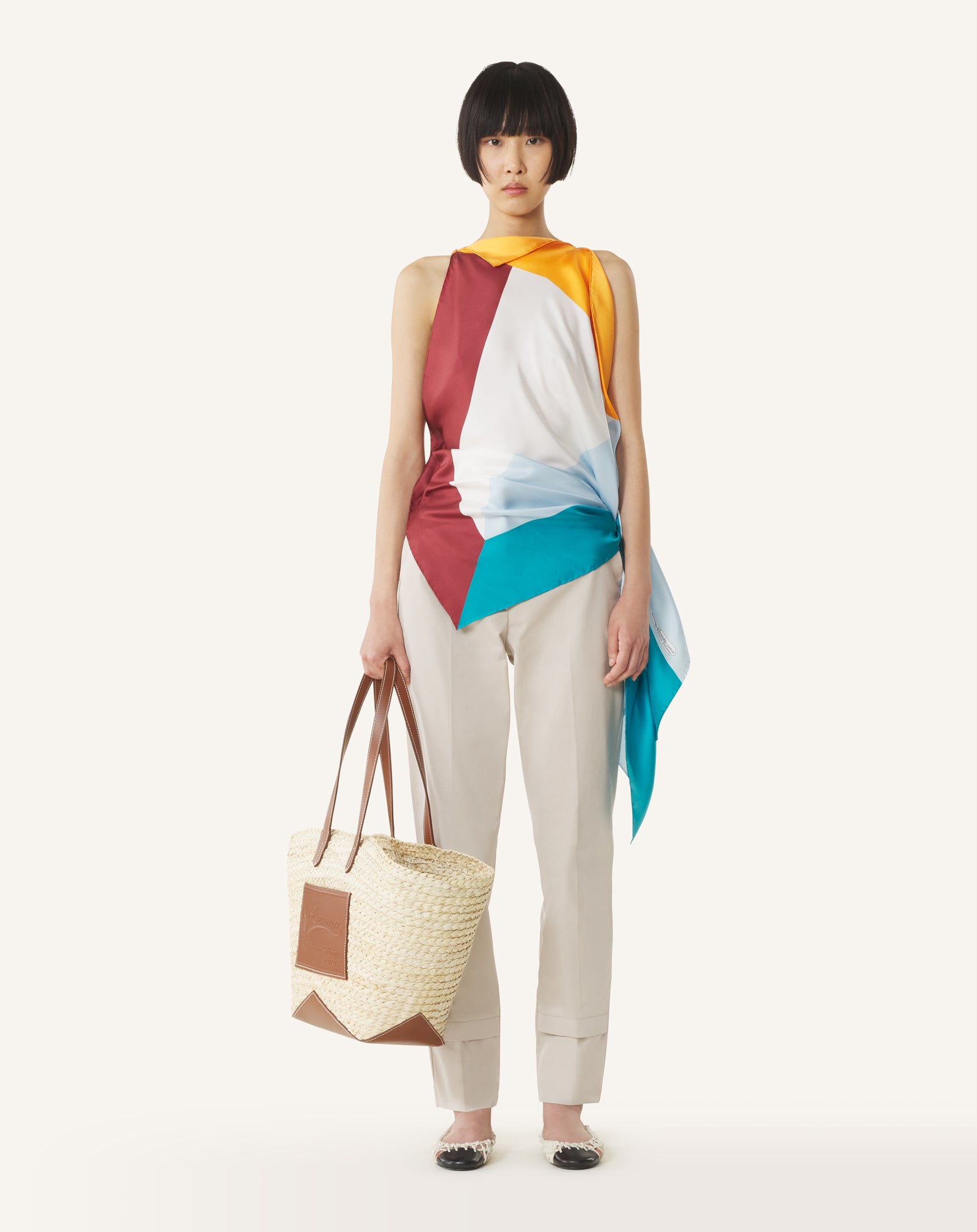 WHITE GRAPHIC PRINT SILK TOP