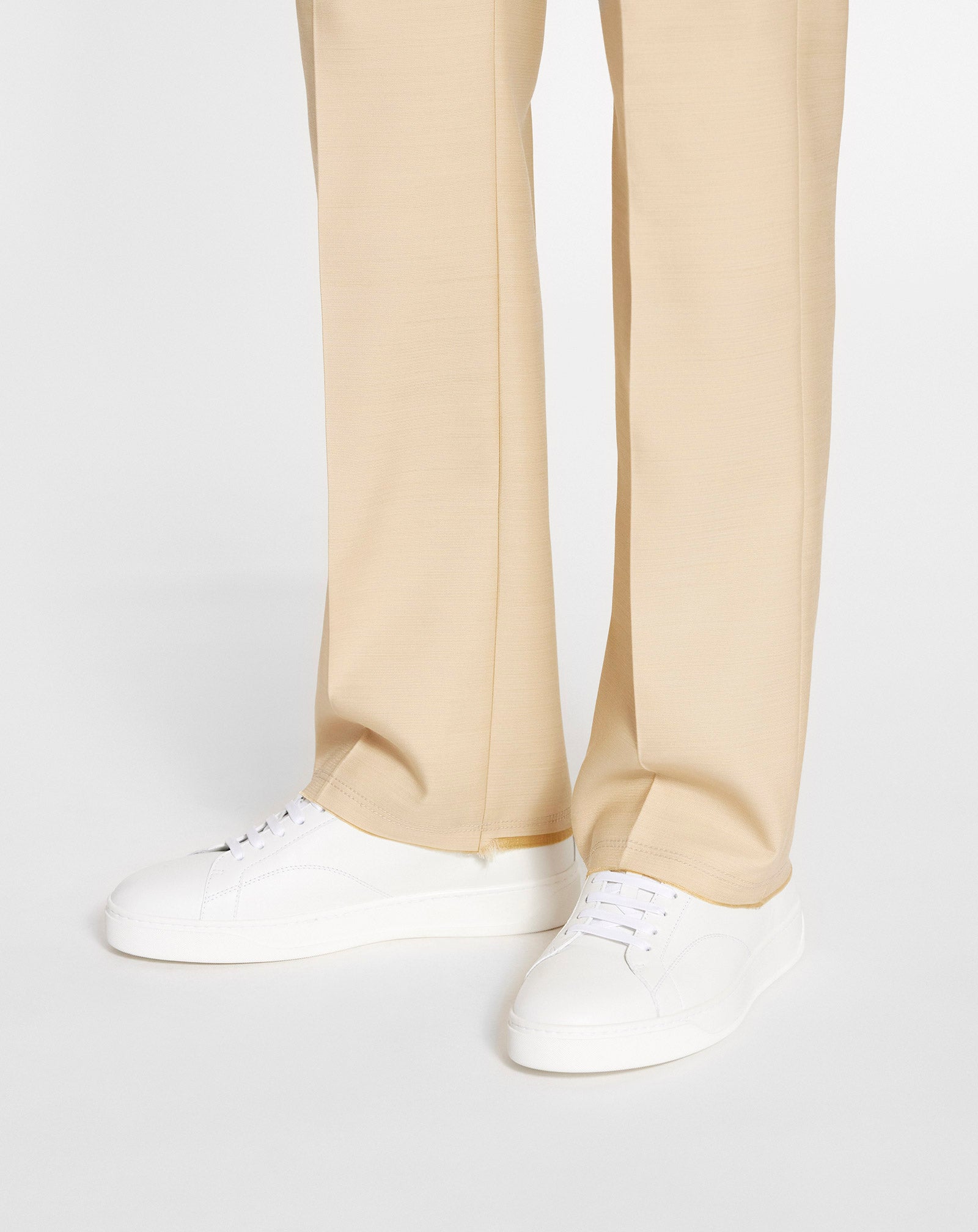 DDB0 LEATHER AND SUEDE SNEAKERS