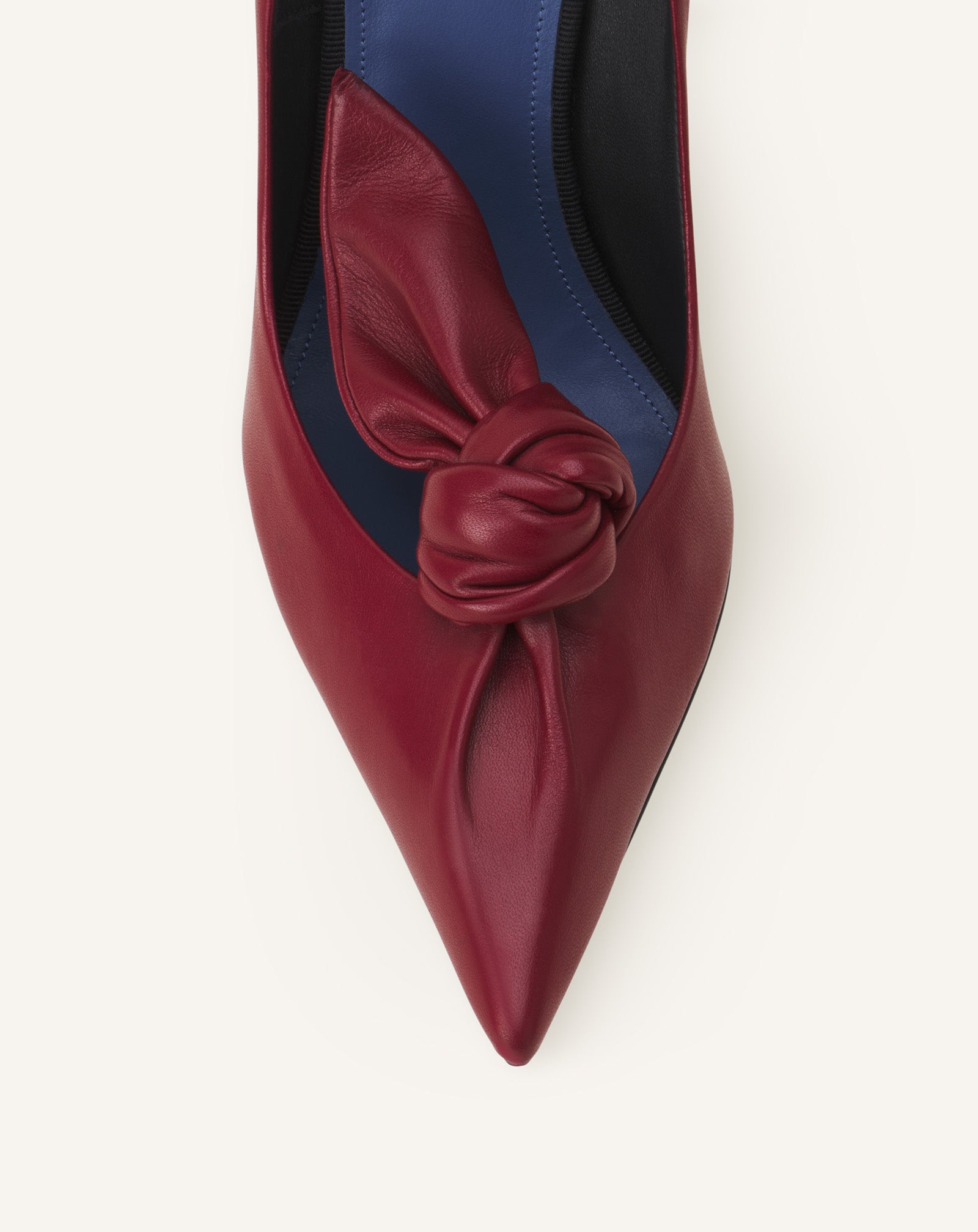 MIDNIGHT STEP LEATHER BOW PUMP