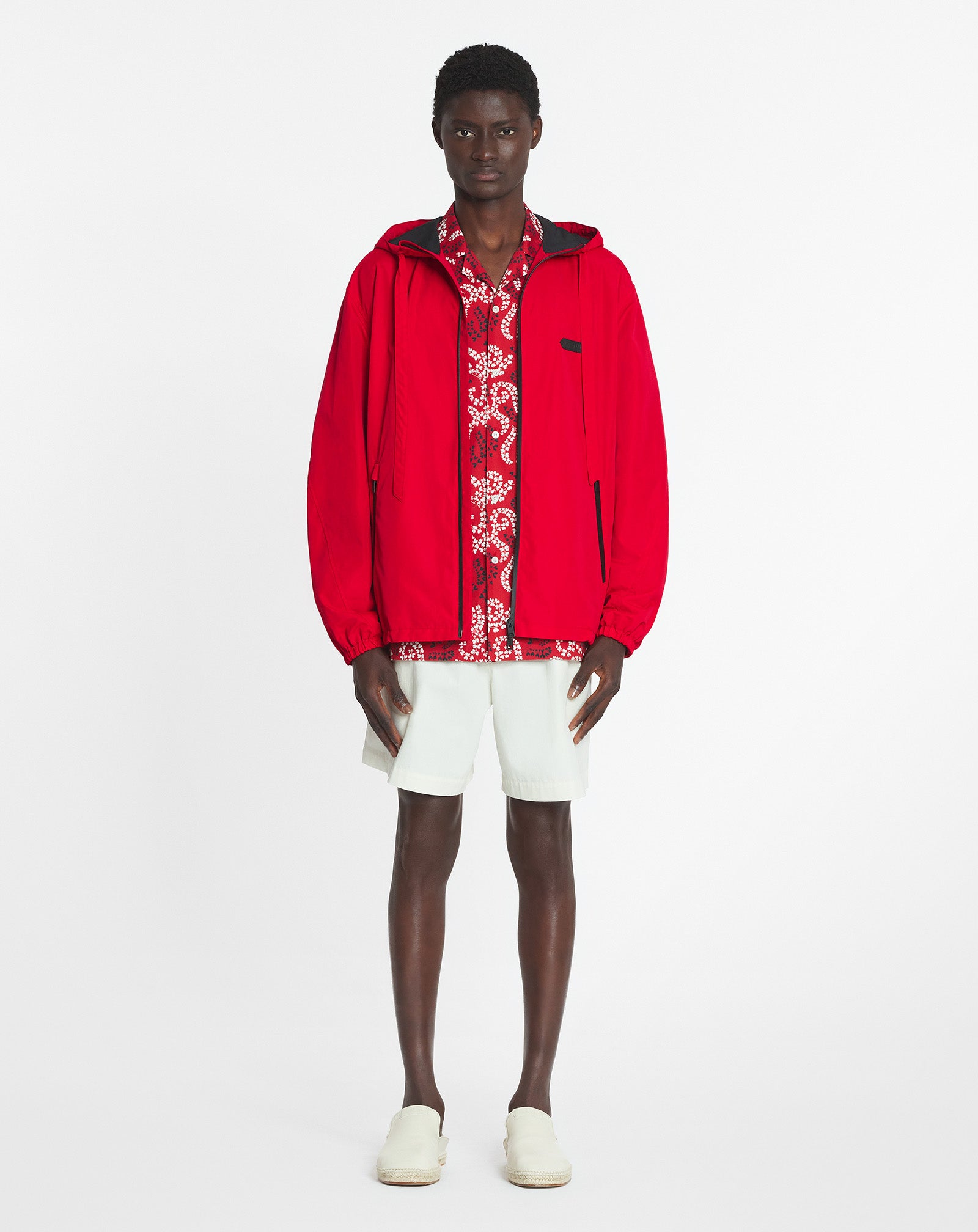 WINDBREAKER IN TECHNICAL FABRIC