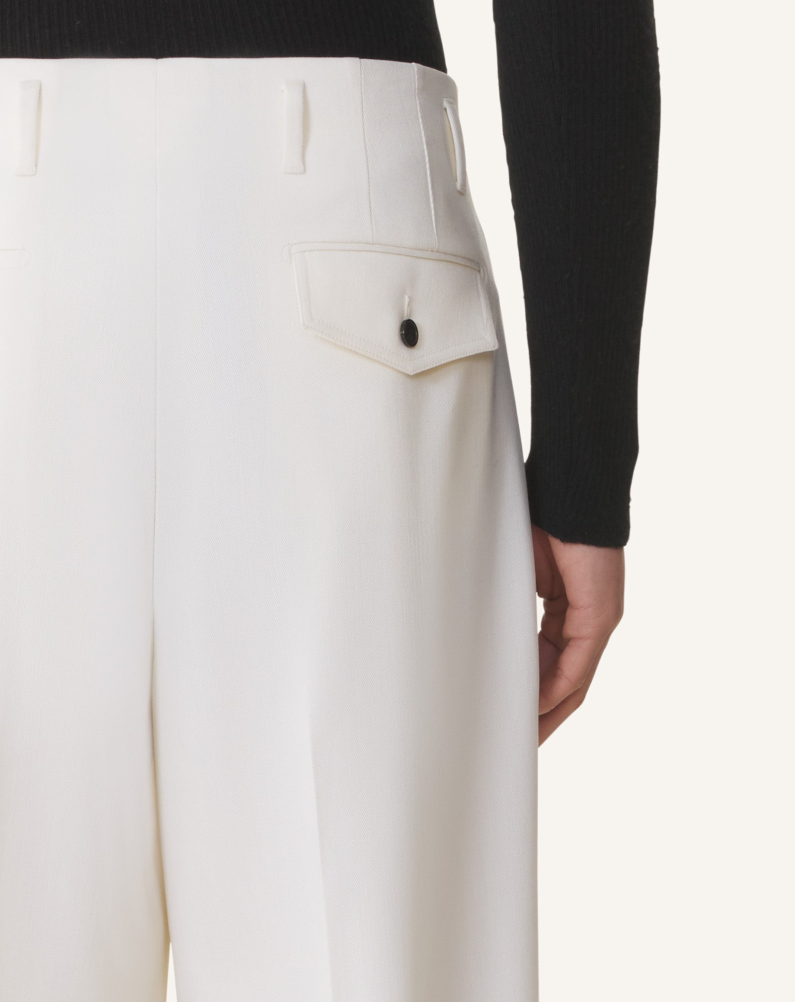 TRIPLE PLEATED PANTS
