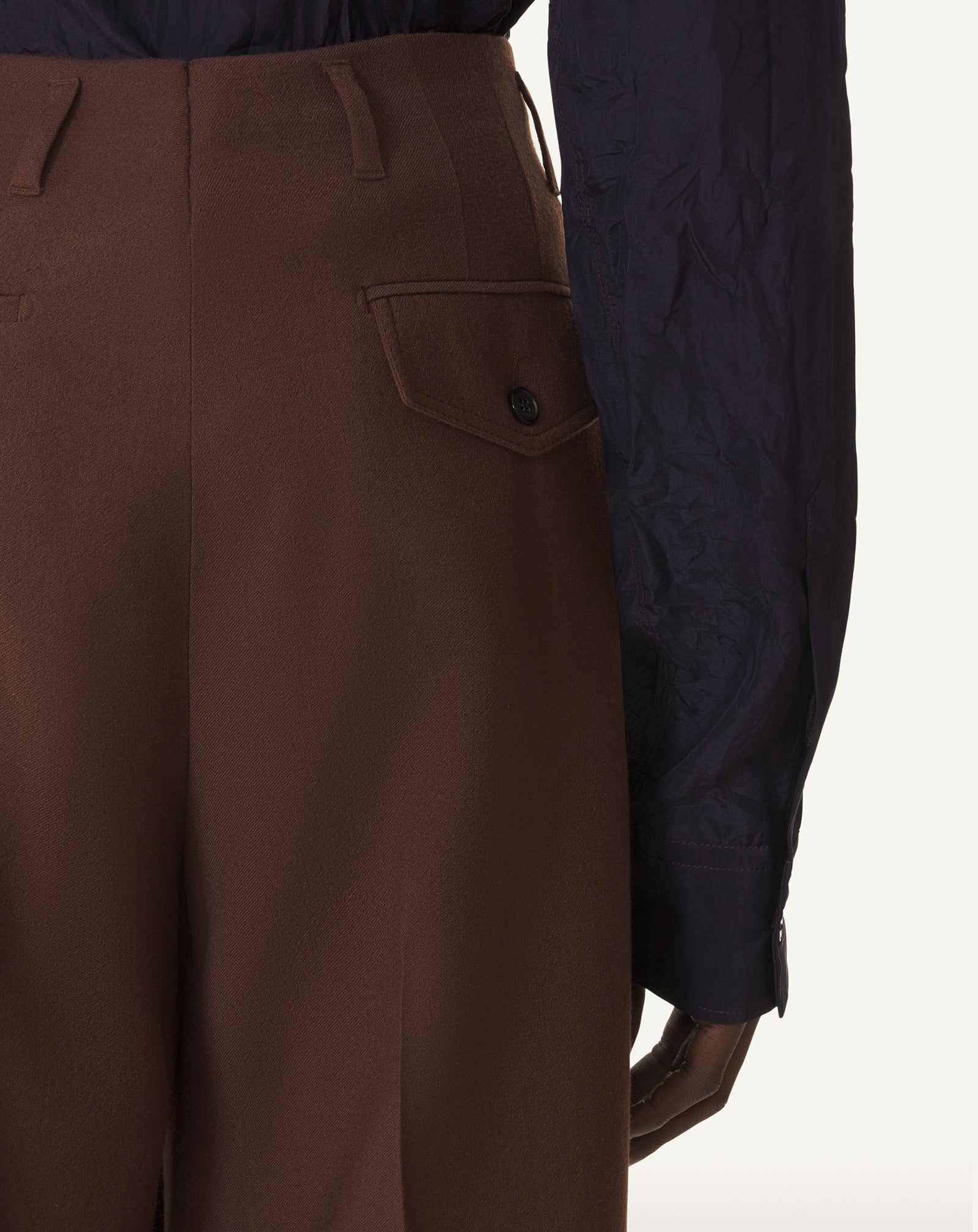 TRIPLE PLEATED PANTS