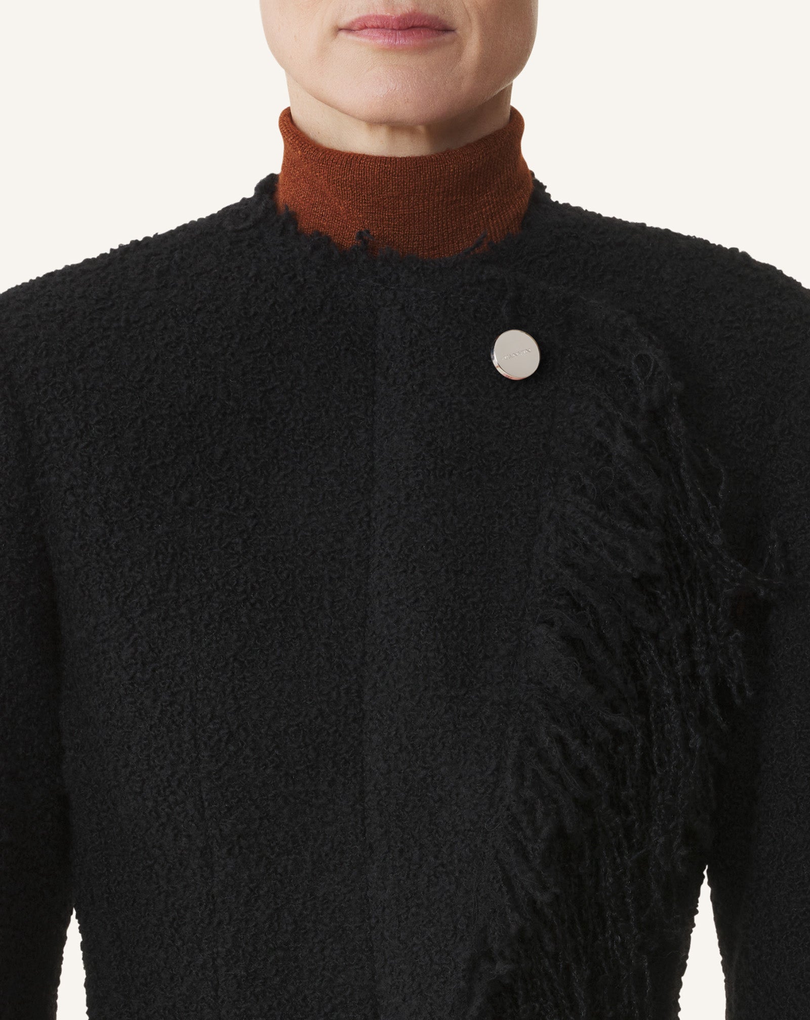 COLLARLESS JACKET