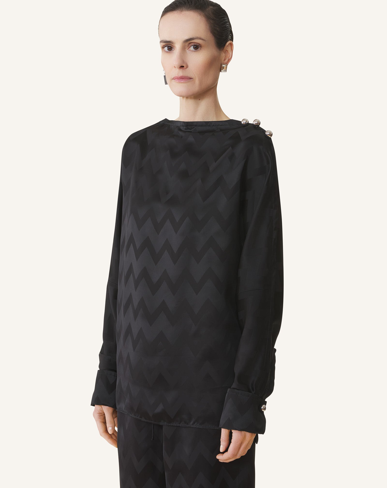 BOAT NECK TOP