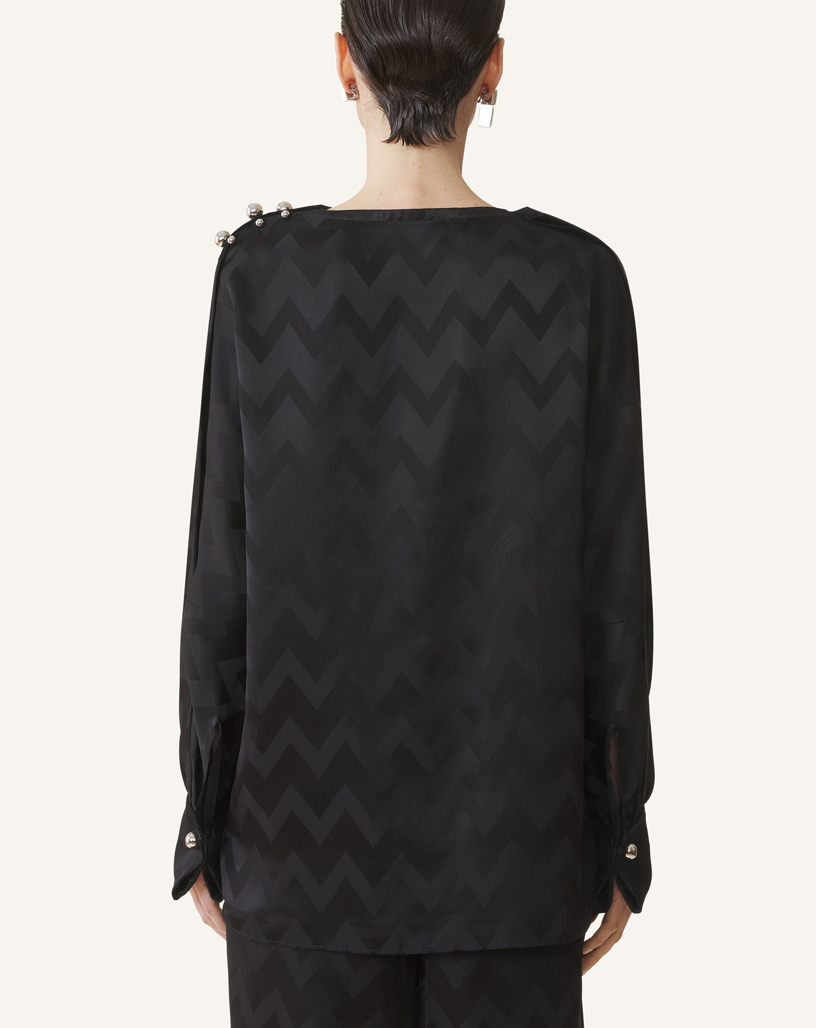 BOAT NECK TOP
