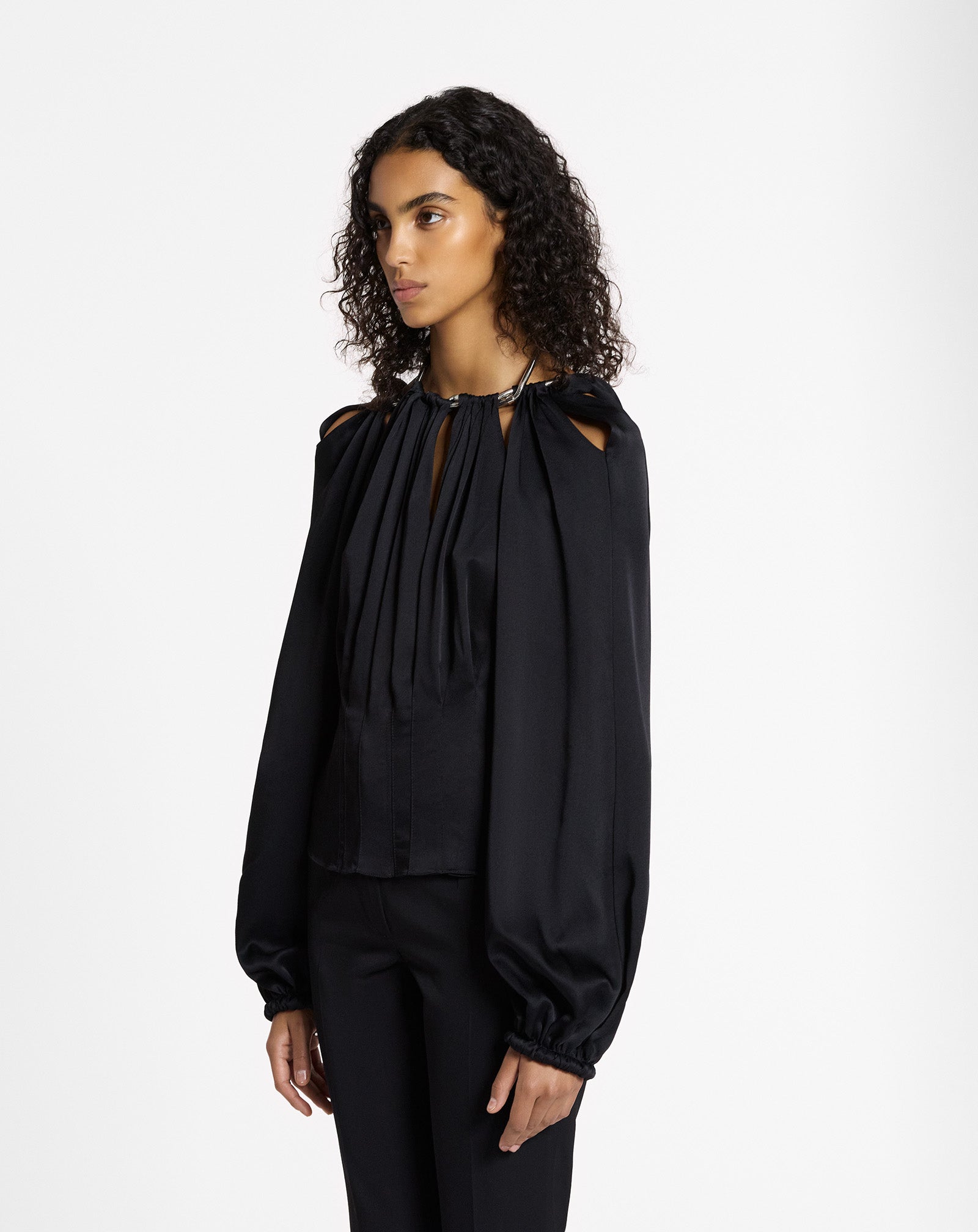 BARE-SHOULDER TOP