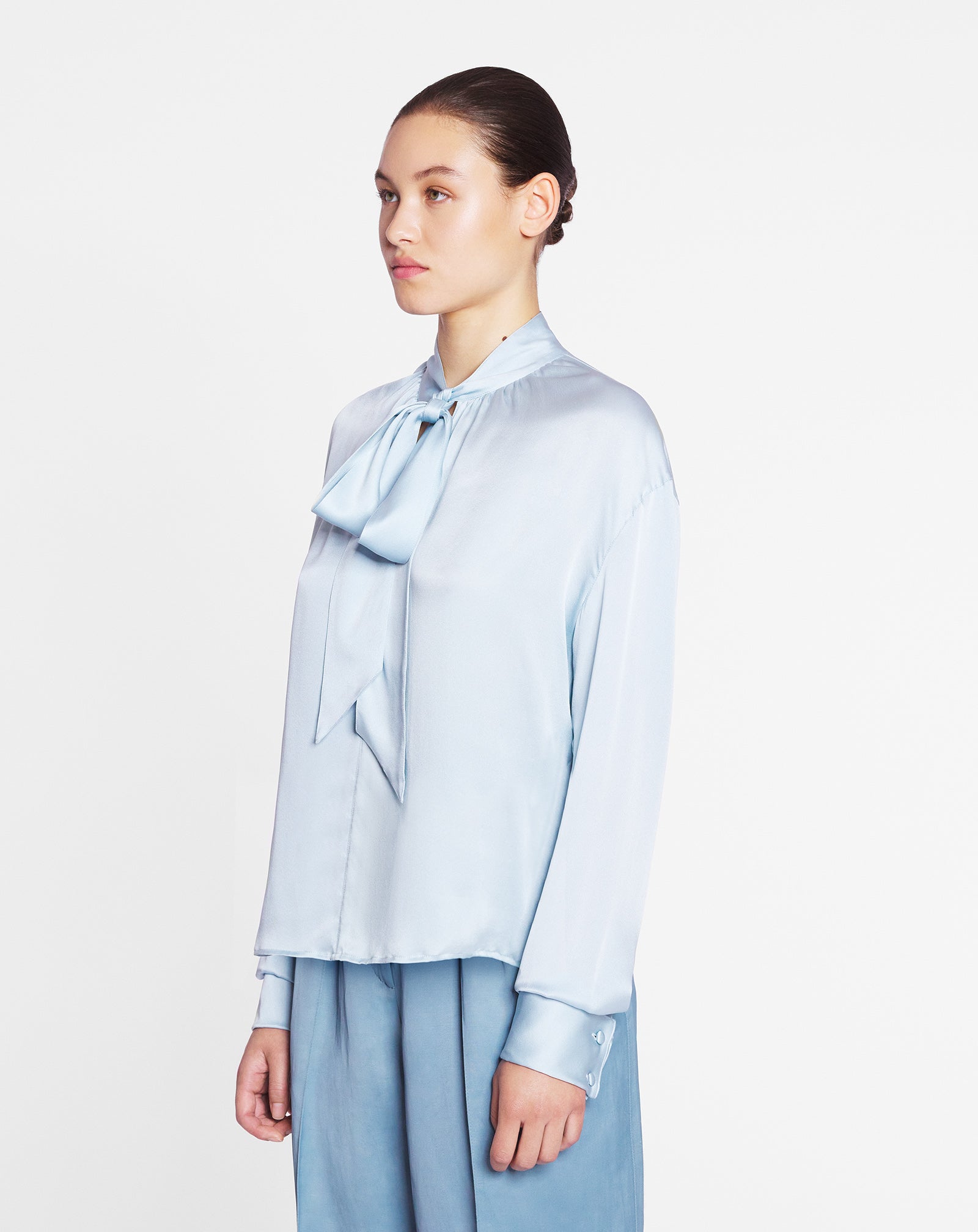 ASCOT COLLAR BLOUSE