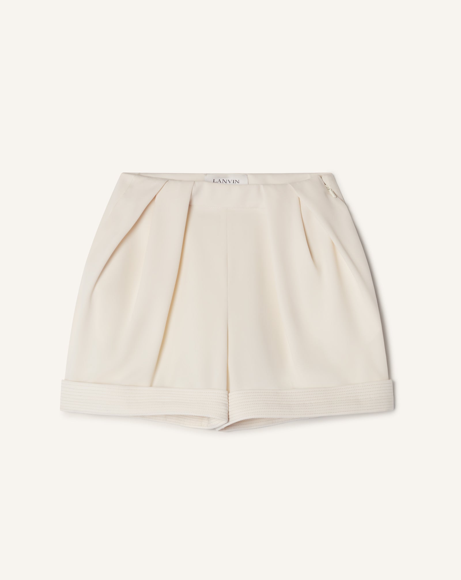 CREPE PLEATED SHORTS