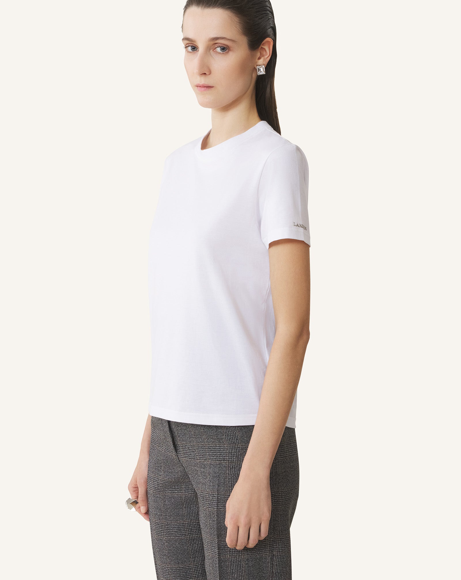 T-SHIRT WITH KNOT DETAIL