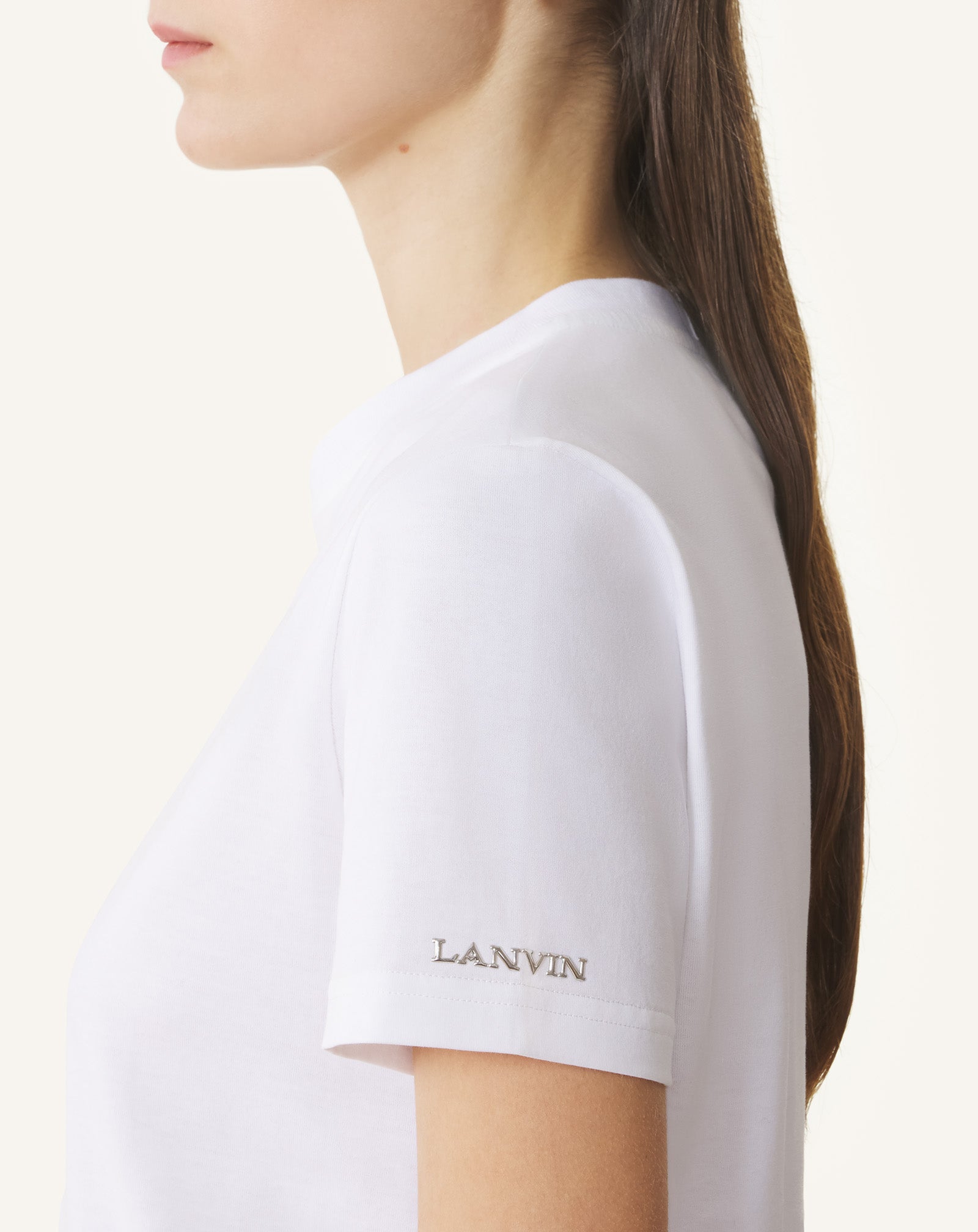 T-SHIRT WITH KNOT DETAIL