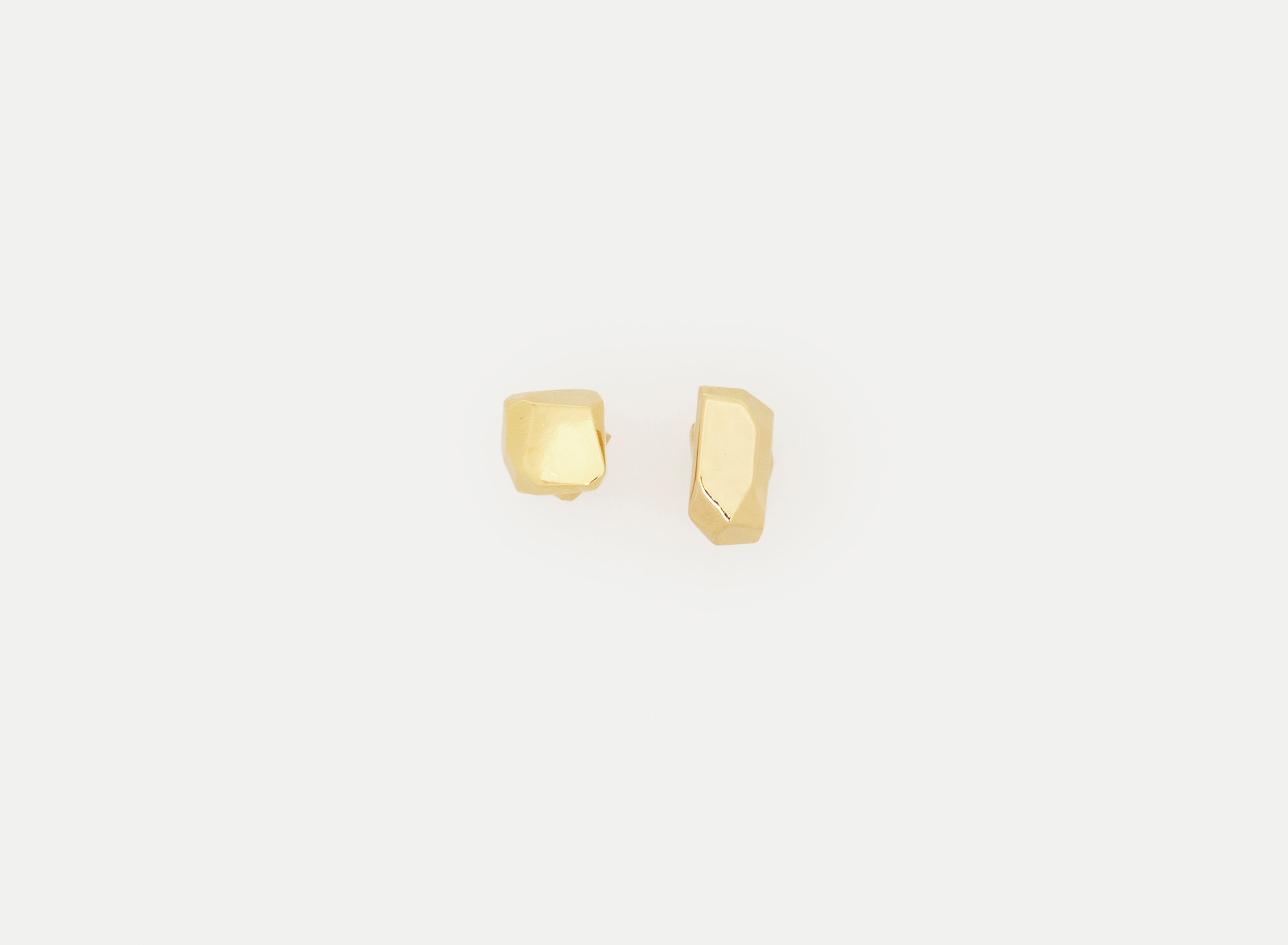 EARRINGS TINY STUDS CUBIC METAL