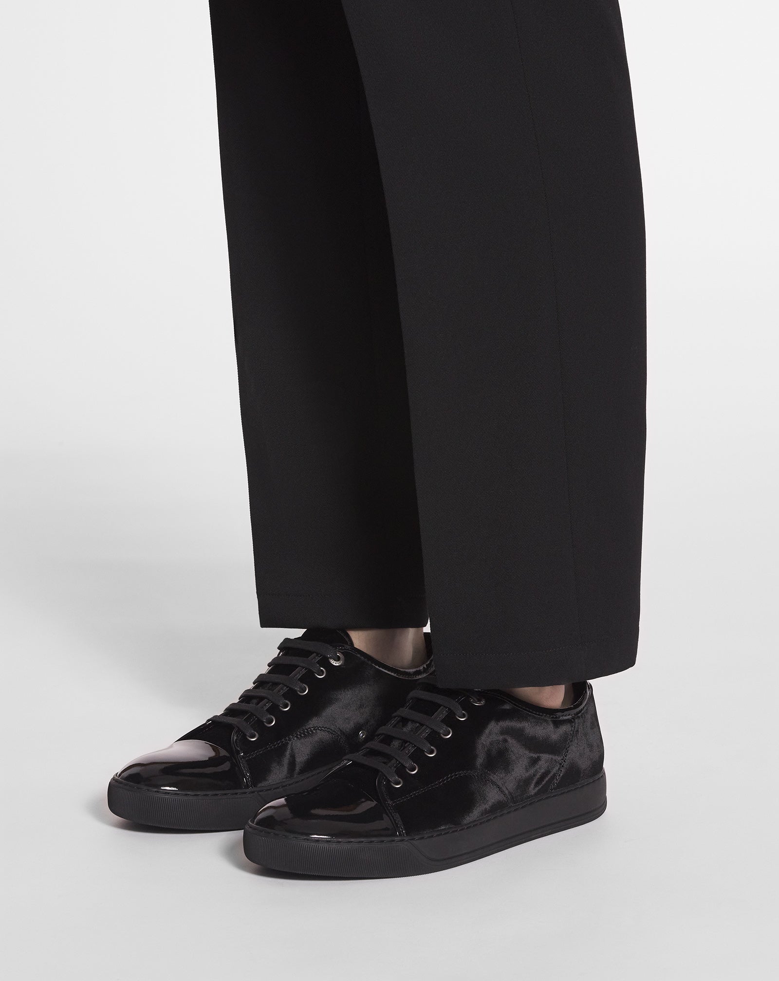 BLACK DBB1 SNEAKERS IN VELVET AND PATENT LEATHER