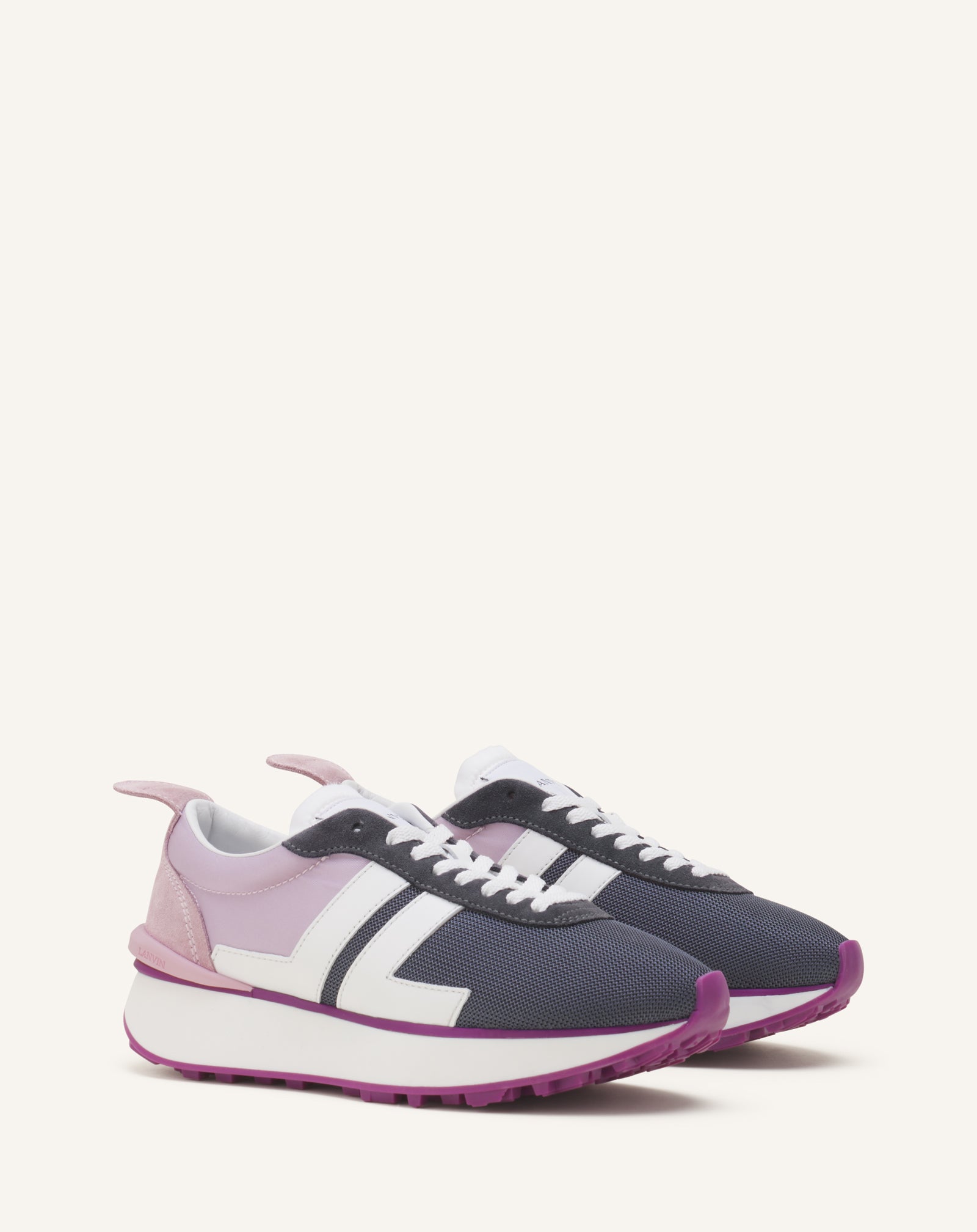 BUMPR SNEAKERS IN NYLON AND MESH