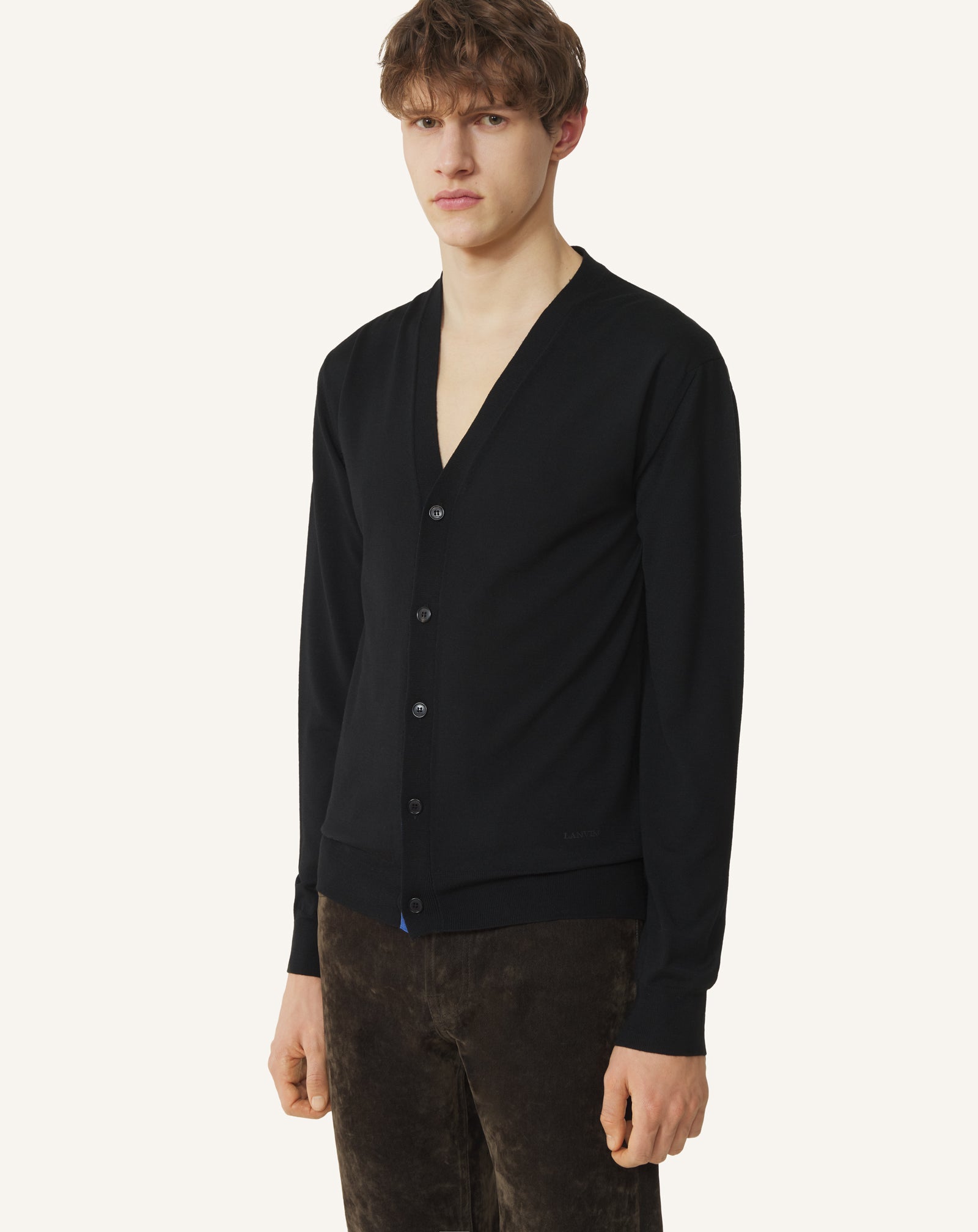 BLACK CLASSIC CARDIGAN IN MERINO WOOL