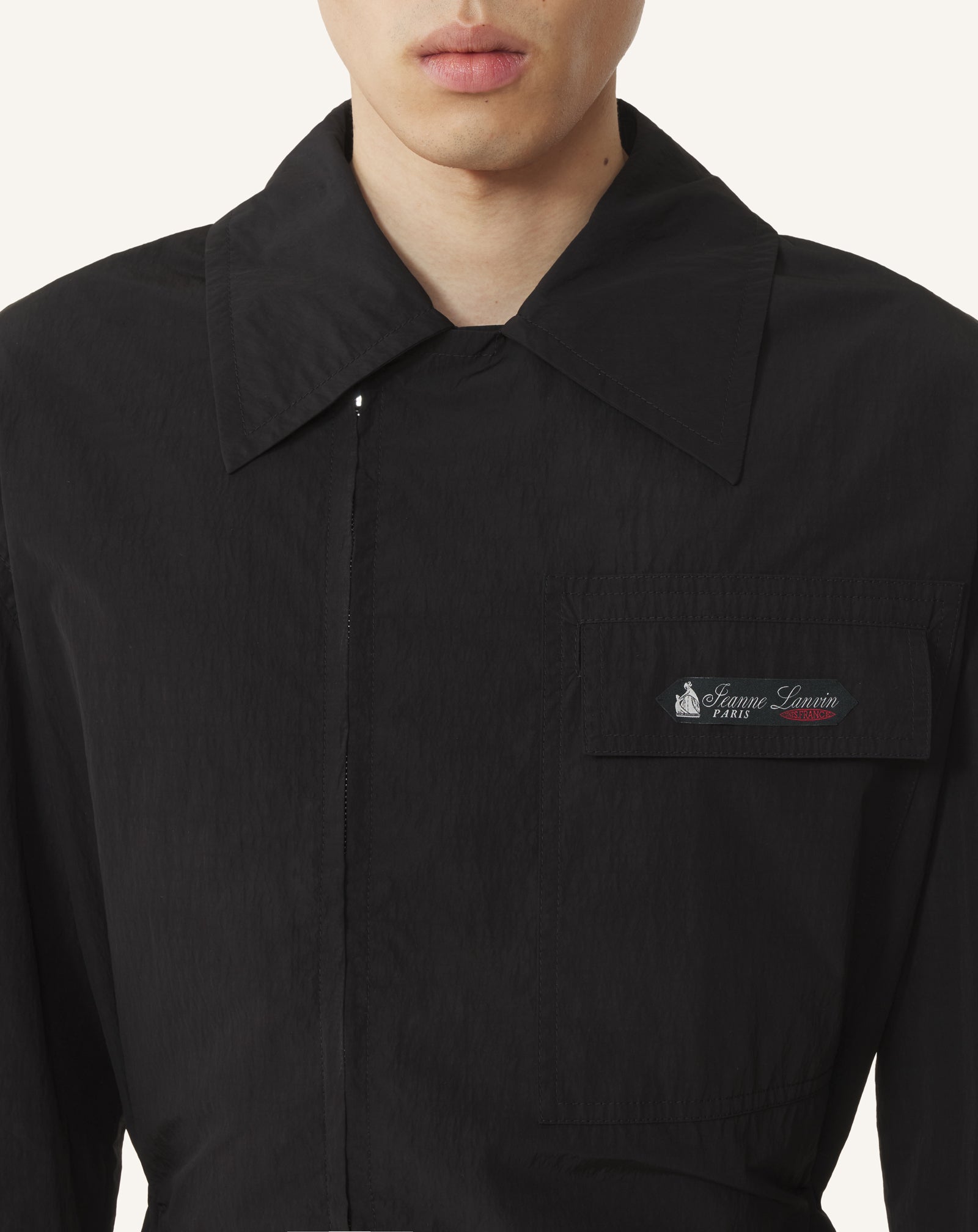 BLACK SHORT PARKA IN TECHNICAL COTTON