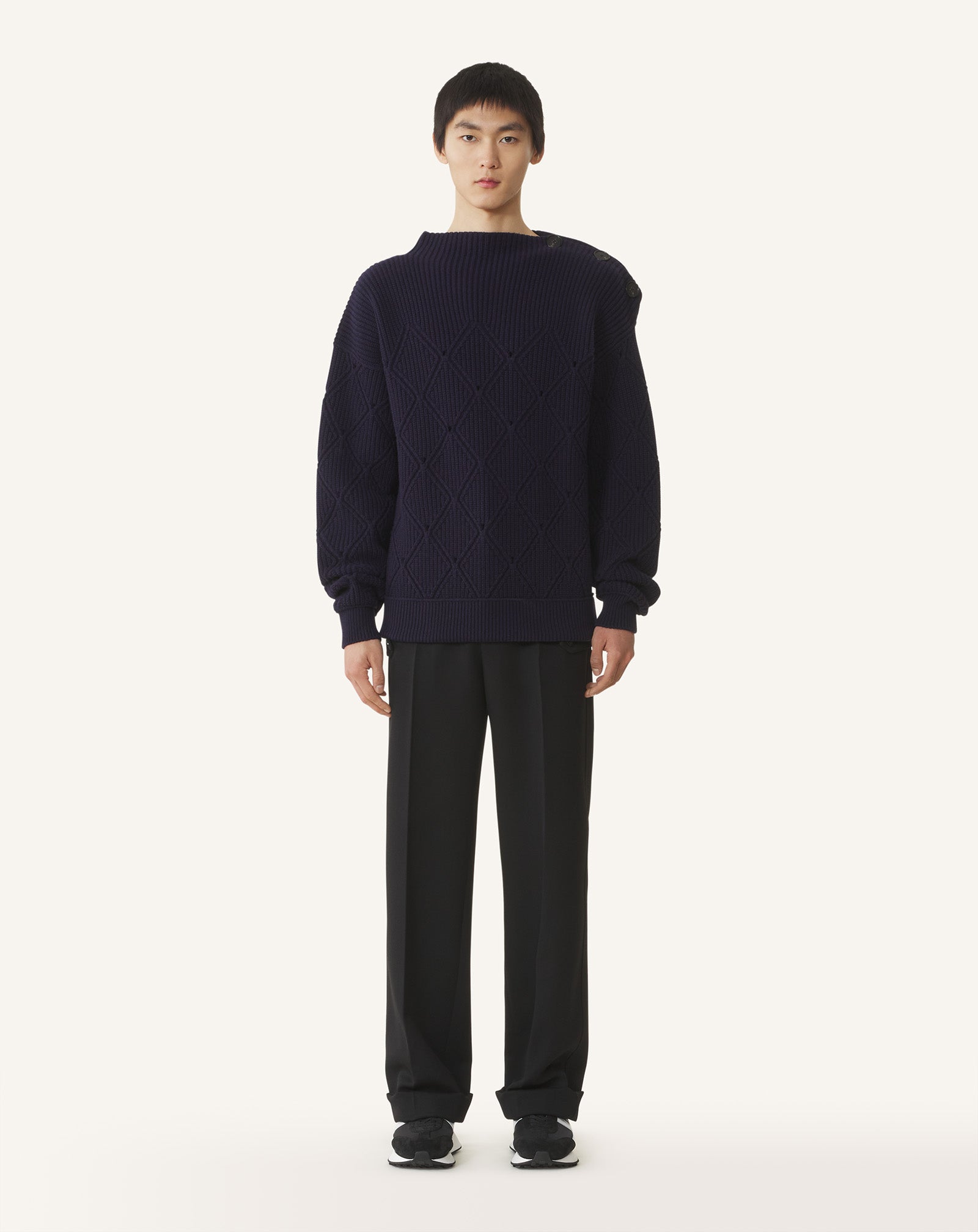 DIAMOND DETAIL WOOL PULLOVER SWEATER