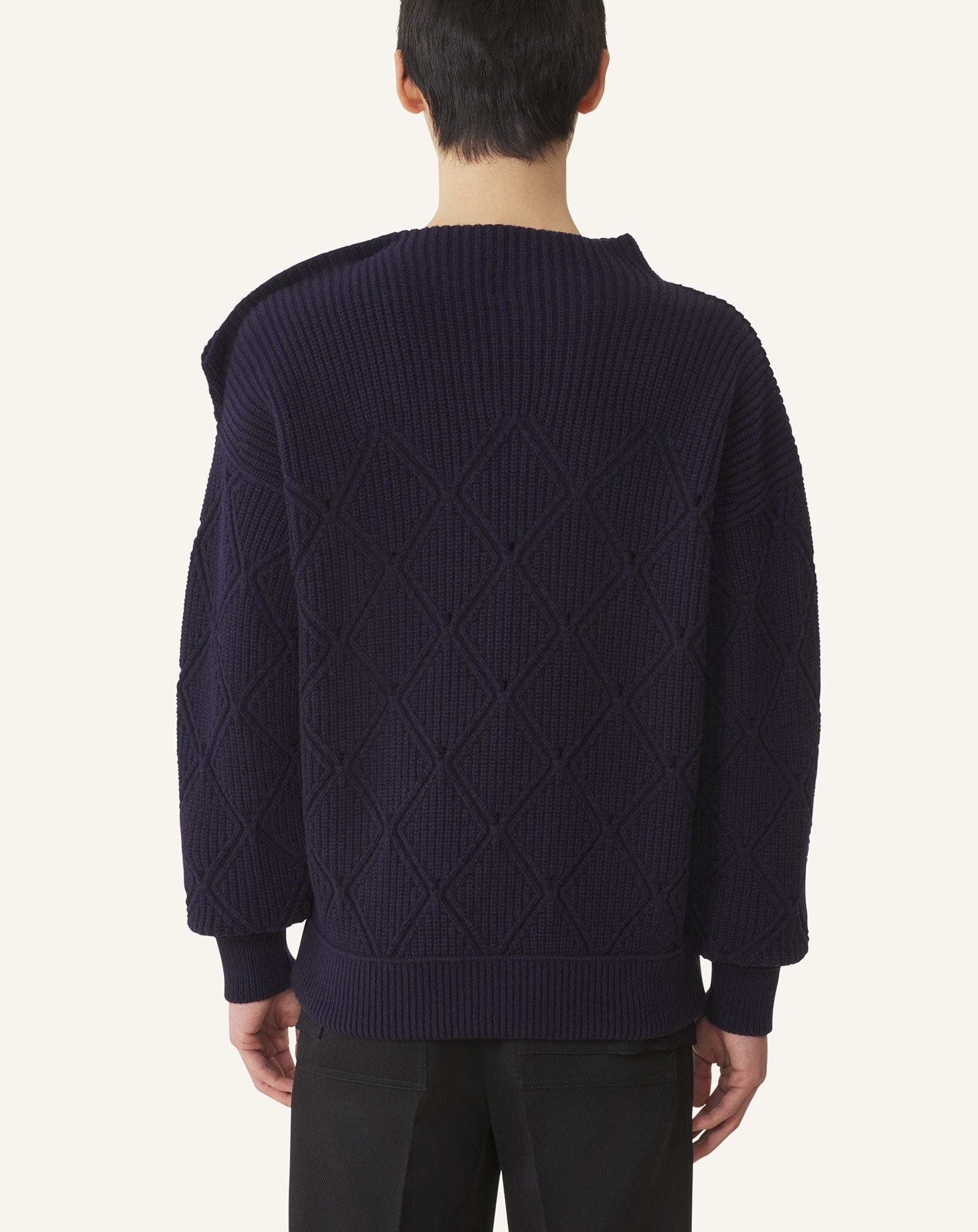 DIAMOND DETAIL WOOL PULLOVER SWEATER