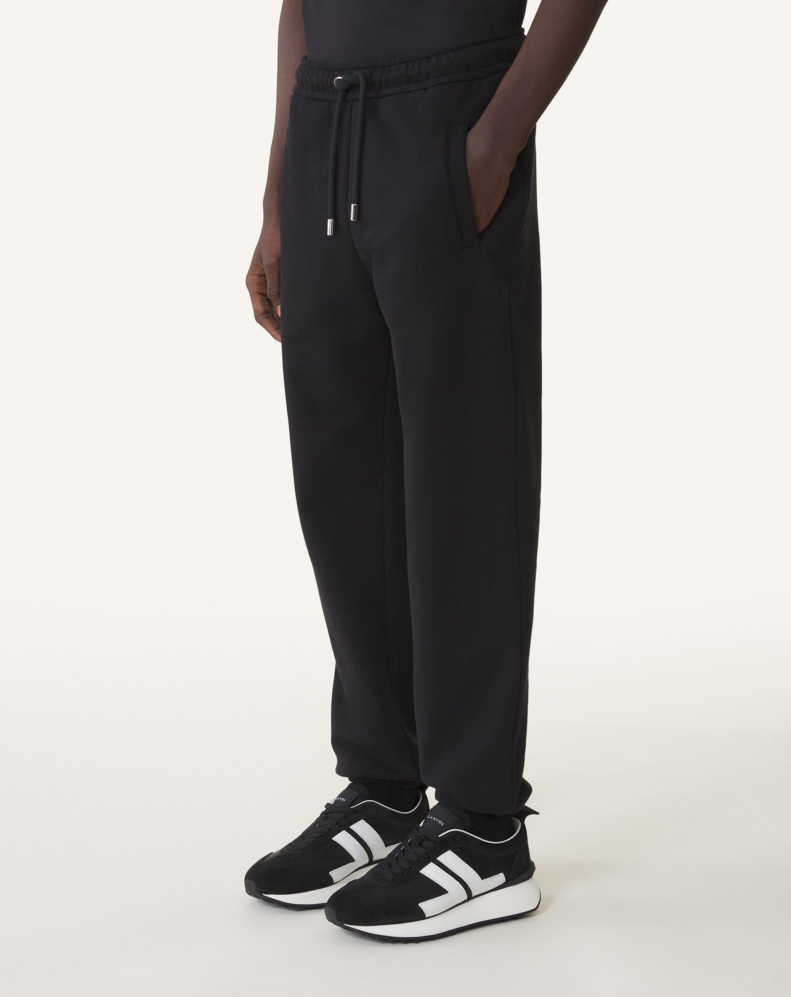 JOGGER PANTS