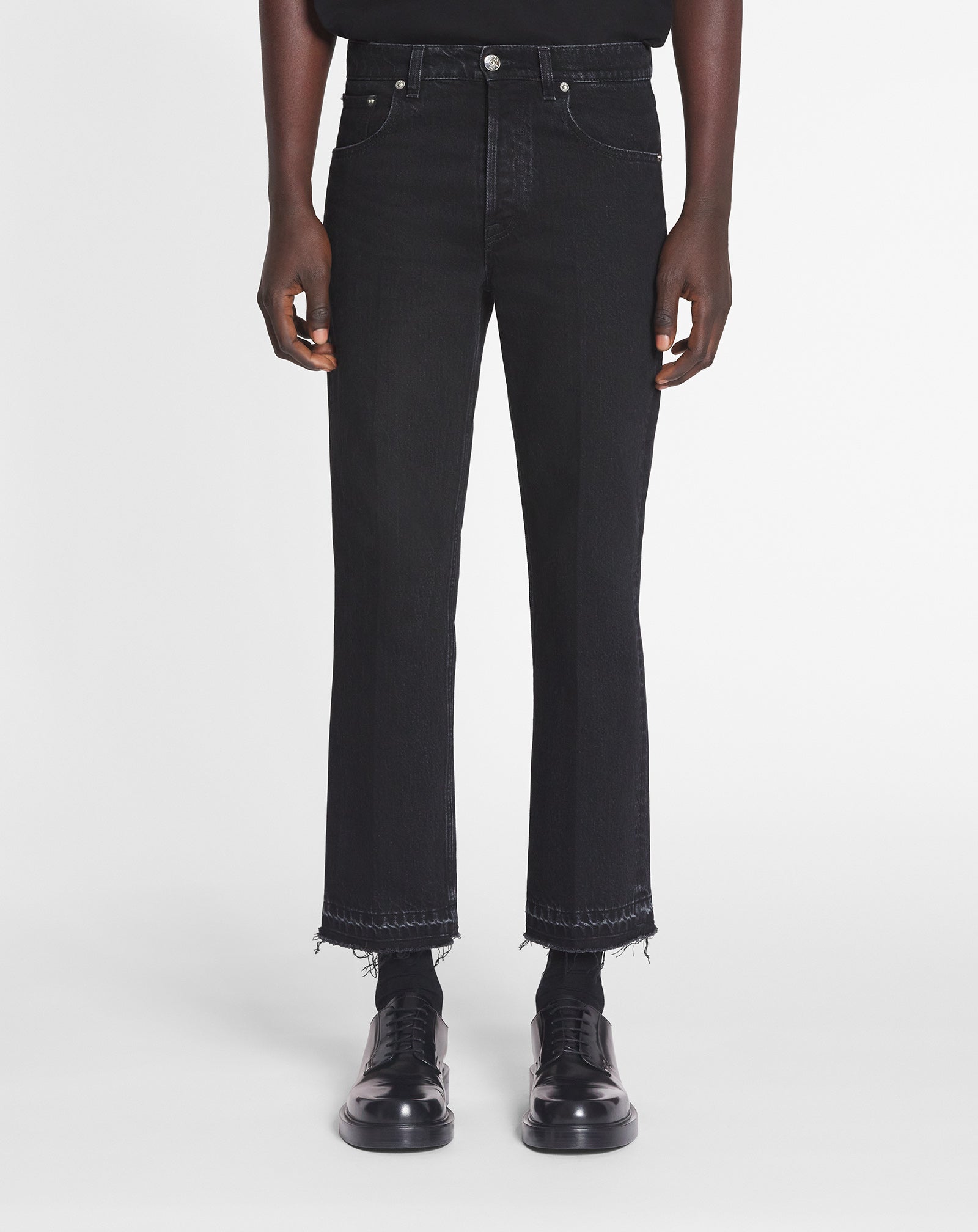 STRAIGHT DENIM PANTS
