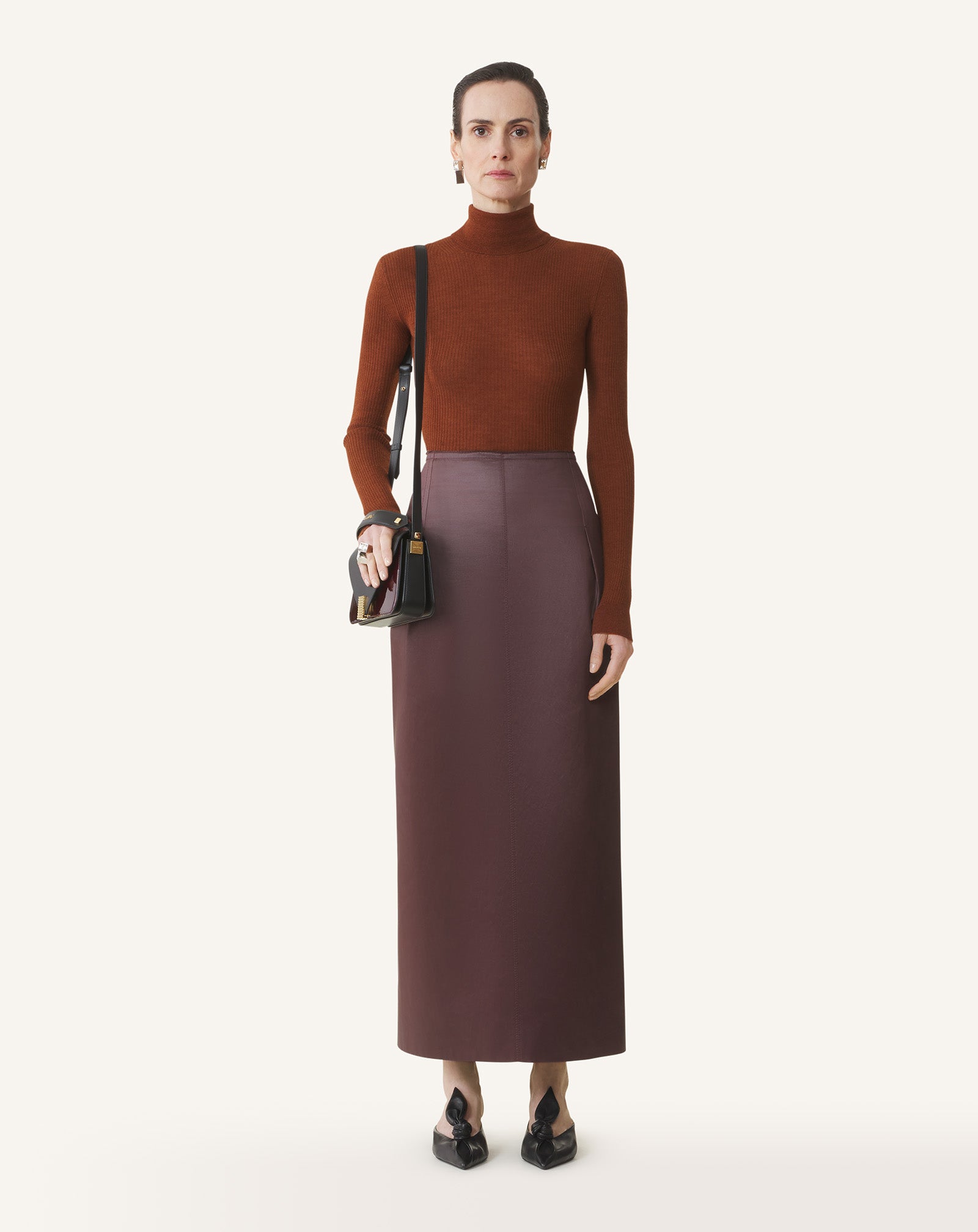 MERINO WOOL AND SILK TURTLENECK SWEATER