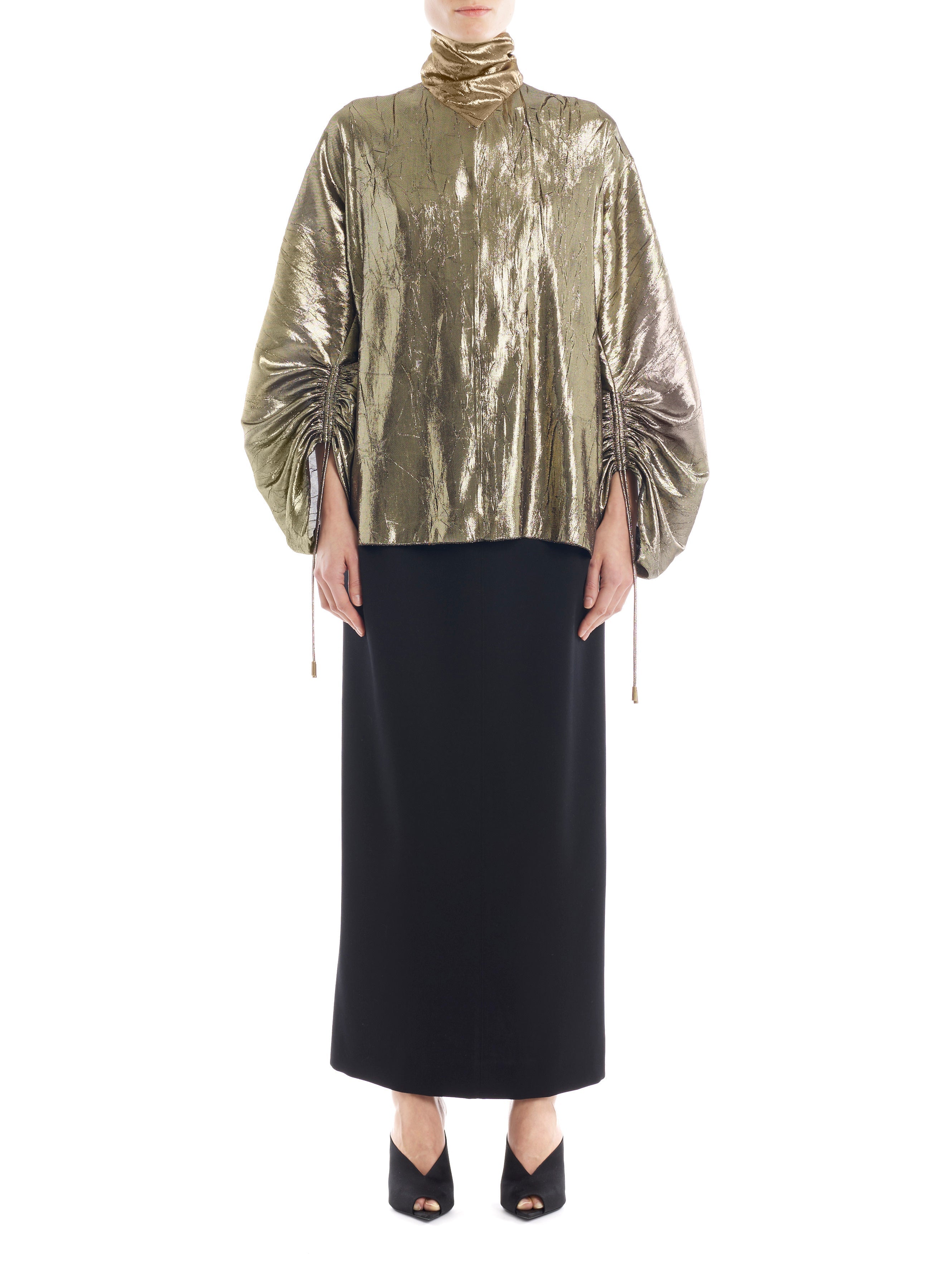 LAVALLIERE COLLAR BLOUSE