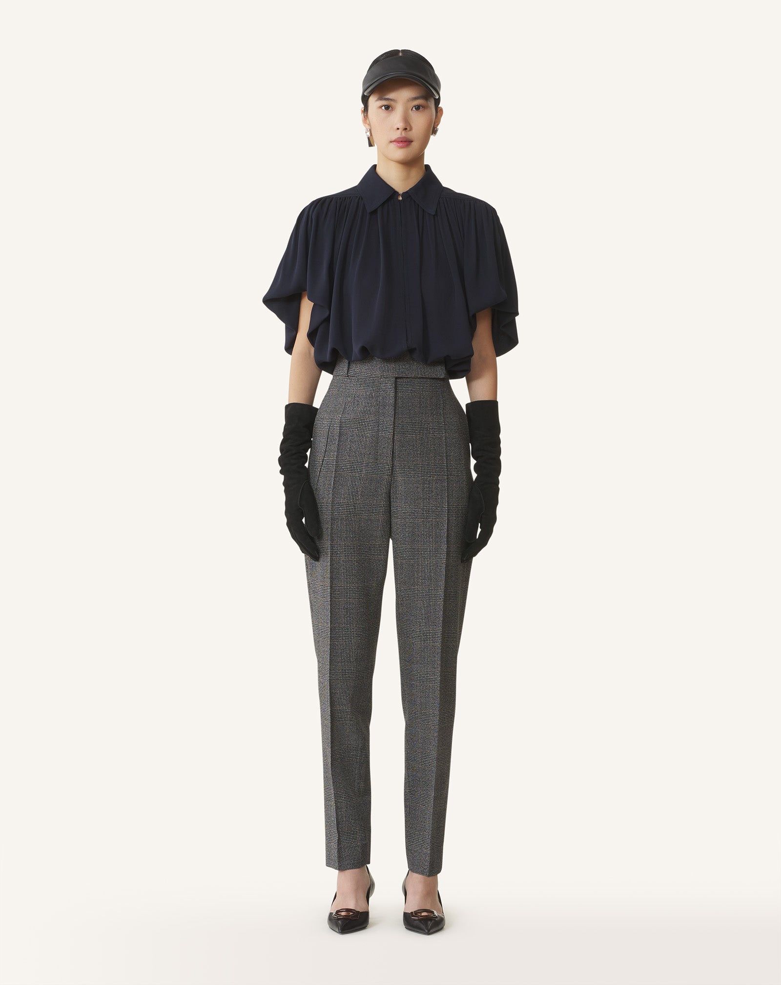 PUFF-SLEEVE TOP