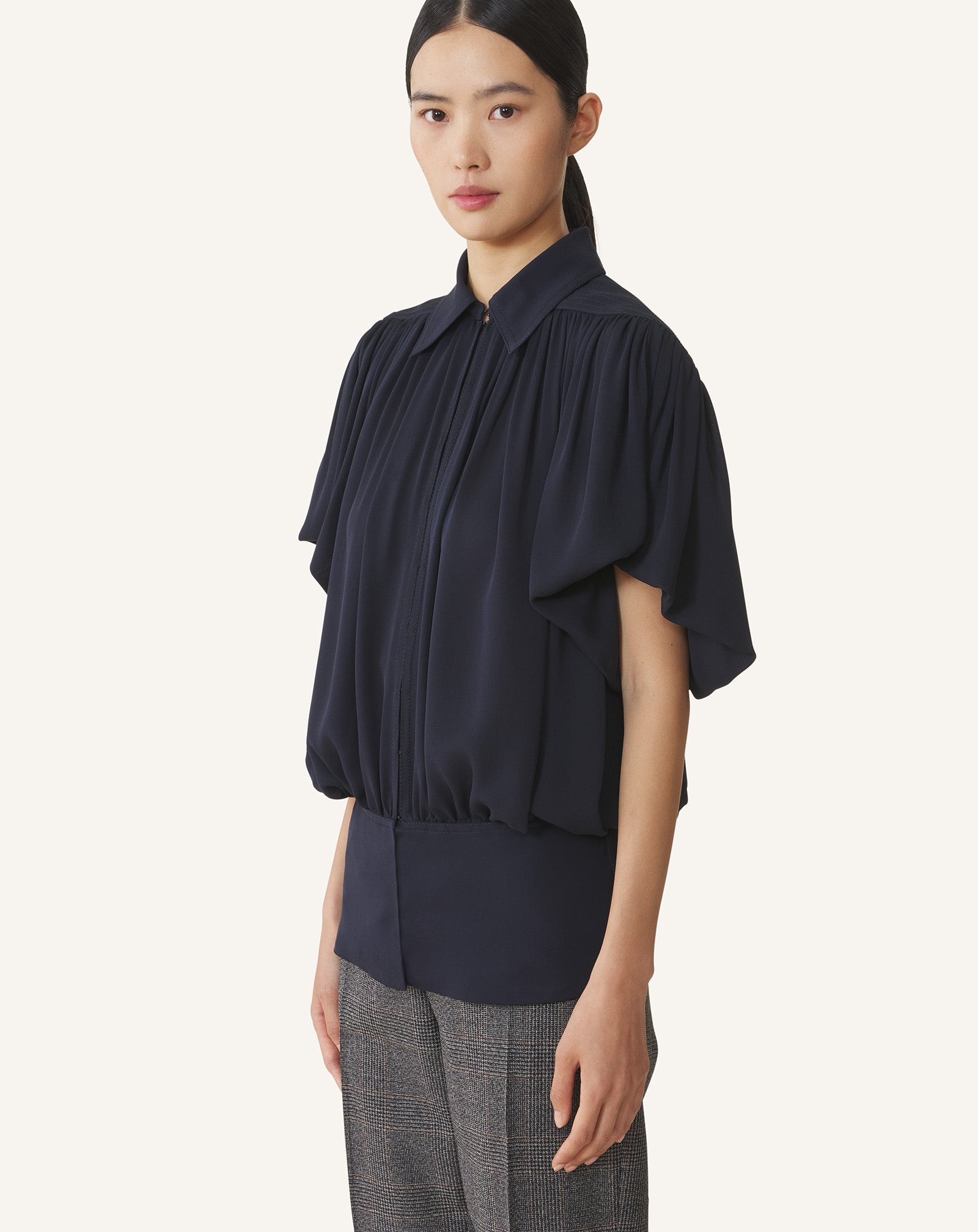 PUFF-SLEEVE TOP