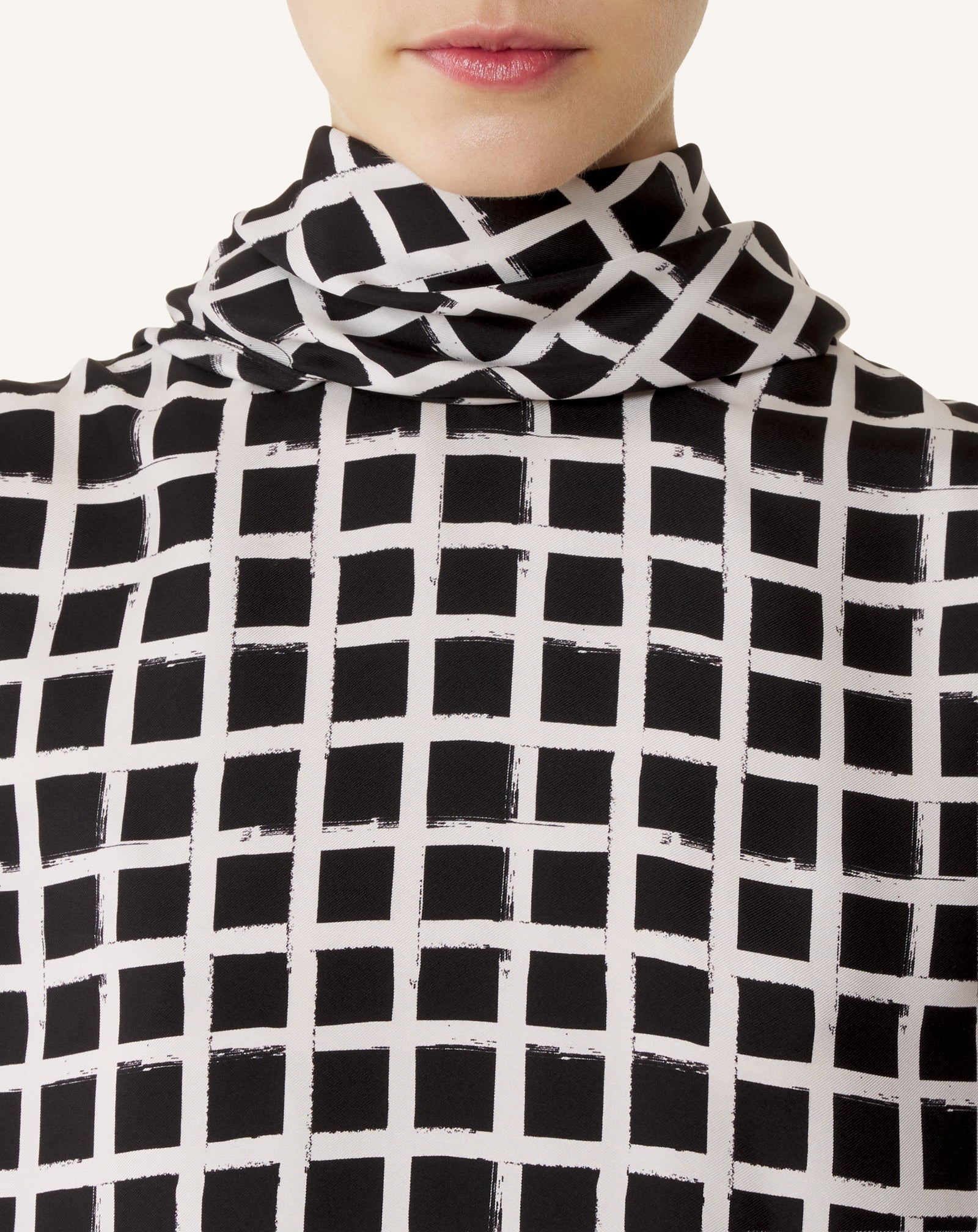 WHITE PRINTED SILK SLEEVELESS TOP