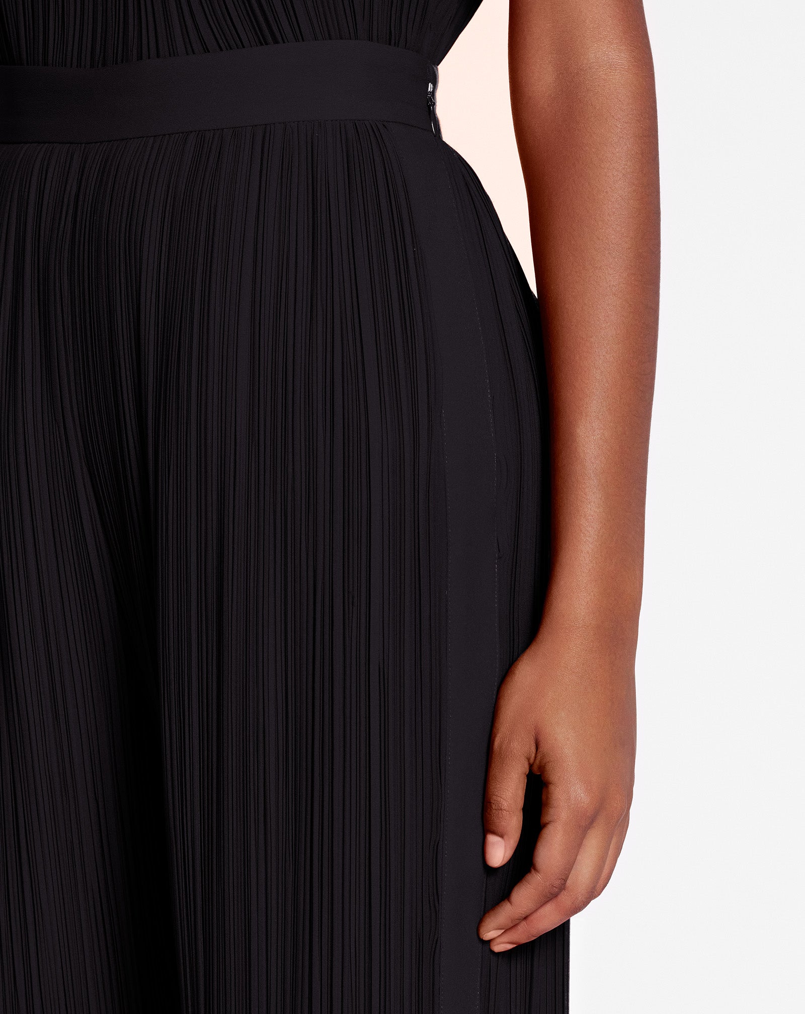 PLEATED PANTS
