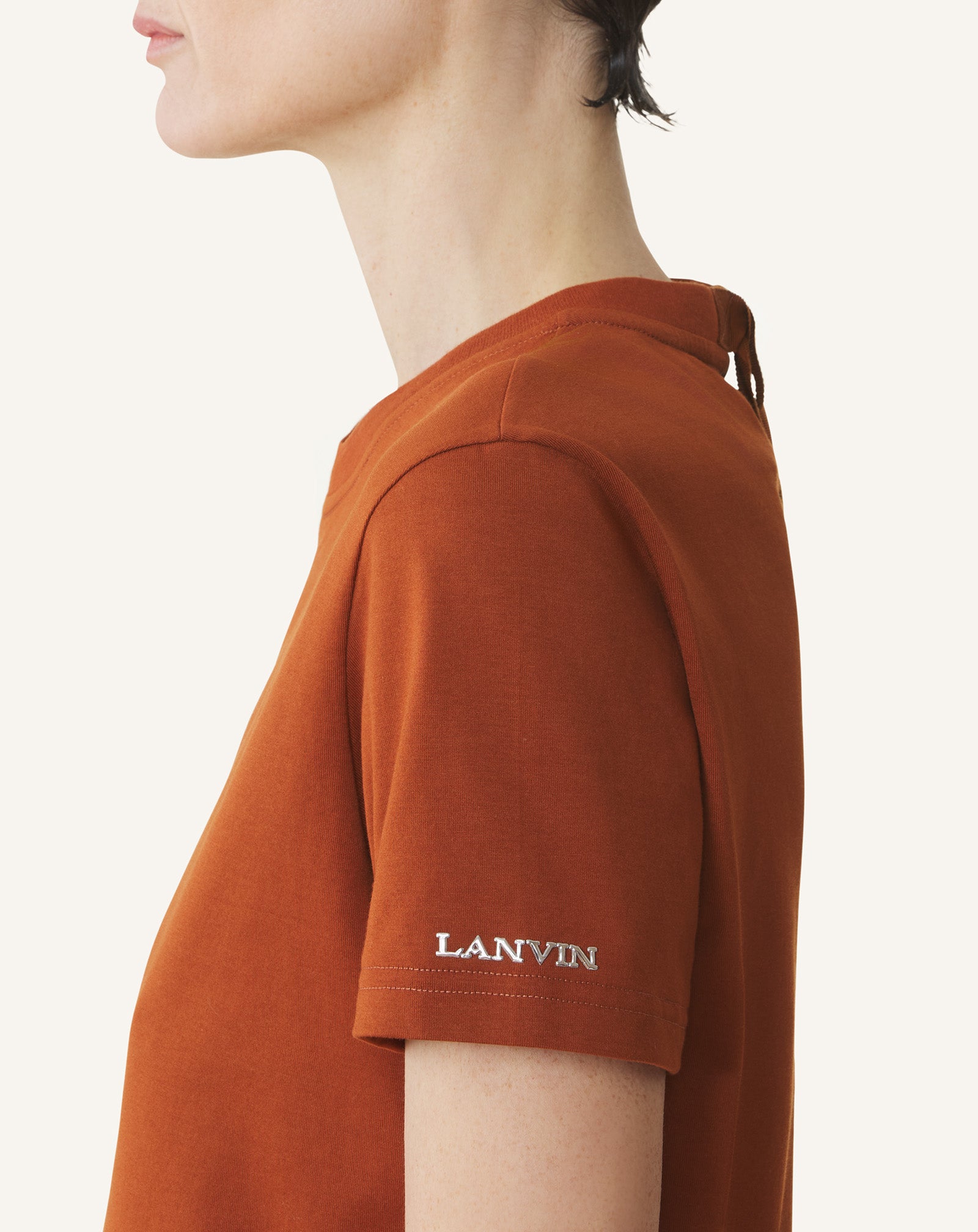 T-SHIRT WITH KNOT DETAIL