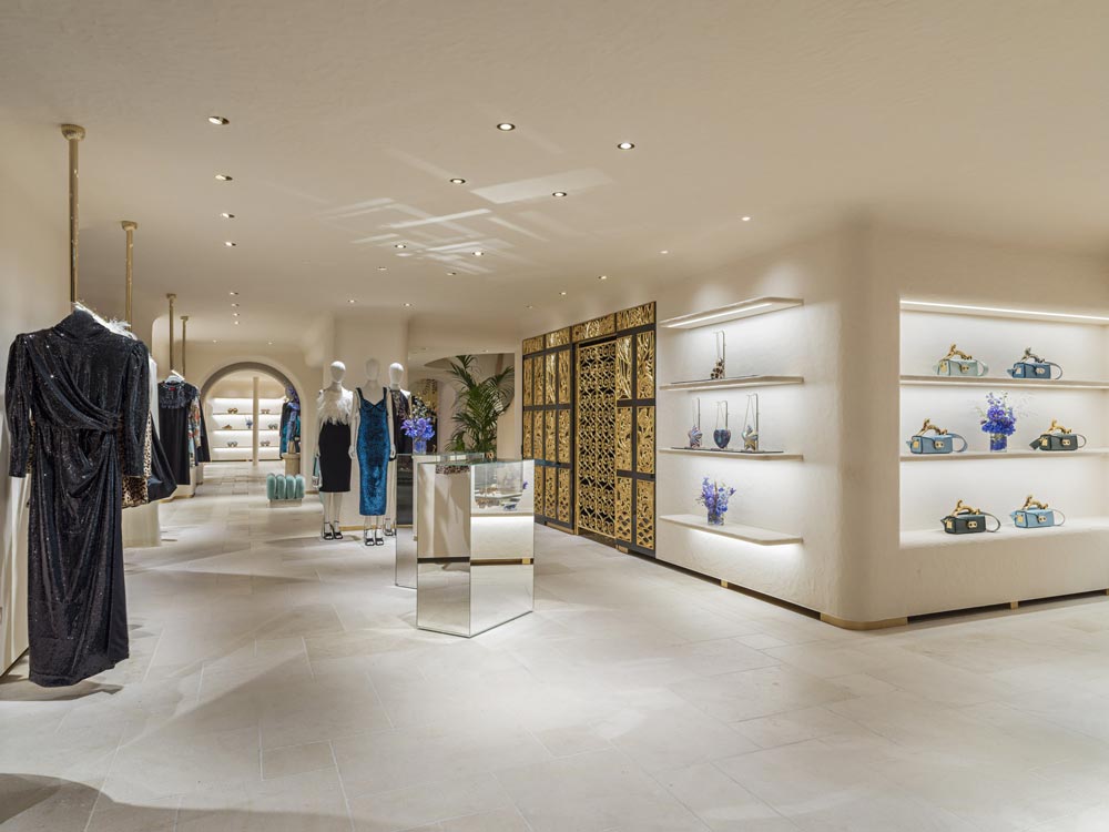 22 Rue du Faubourg Saint-Honoré – LANVIN