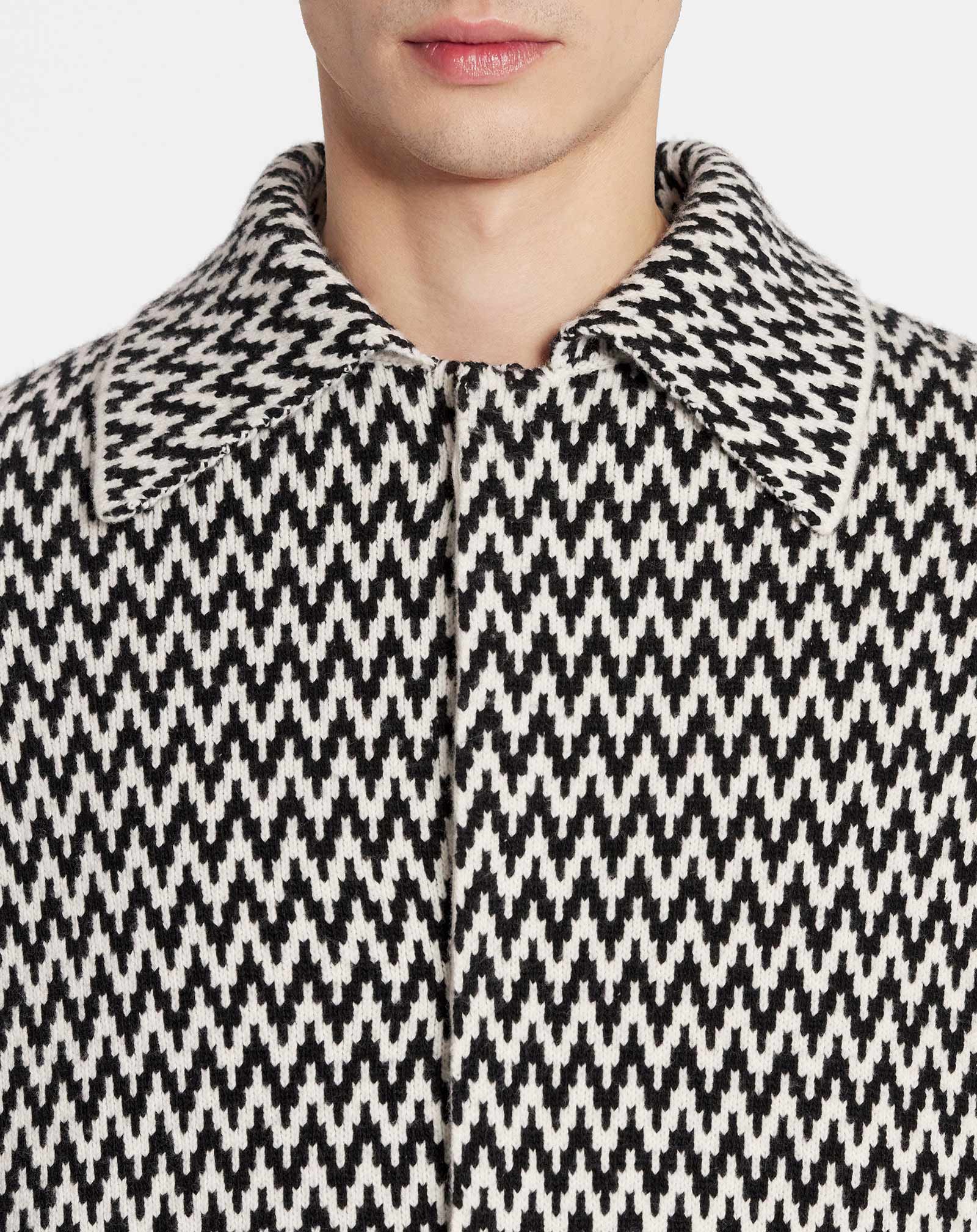 MERINO WOOL CURB HERRINGBONE COAT